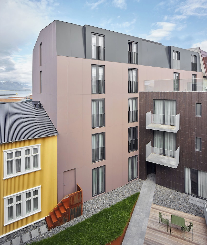 Exeter Hotel — Hotel building in Reykjavik, Capital Region