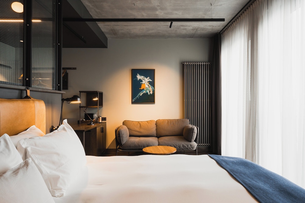Exeter Hotel — Hotel rooms in Reykjavik, Capital Region
