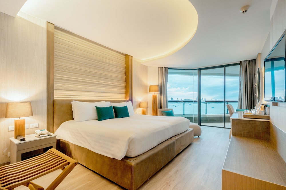 Cape Dara Resort Pattaya — Hotel rooms in Pattaya, Chonburi