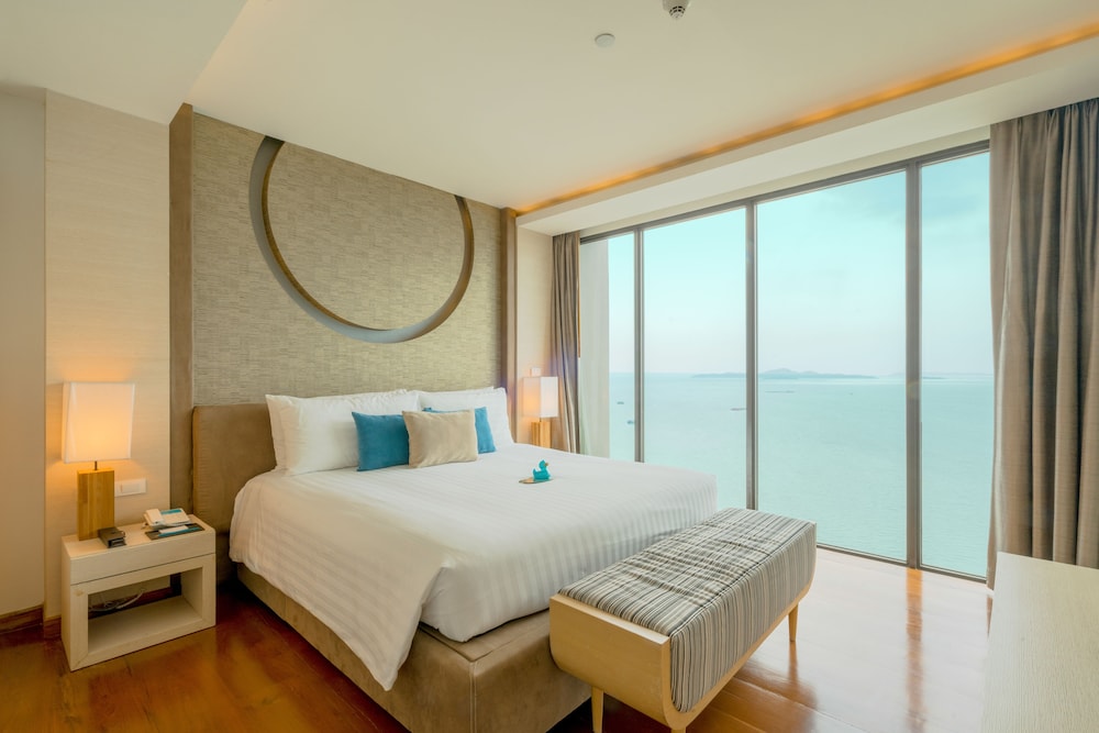 Cape Dara Resort Pattaya — Hotel rooms in Pattaya, Chonburi