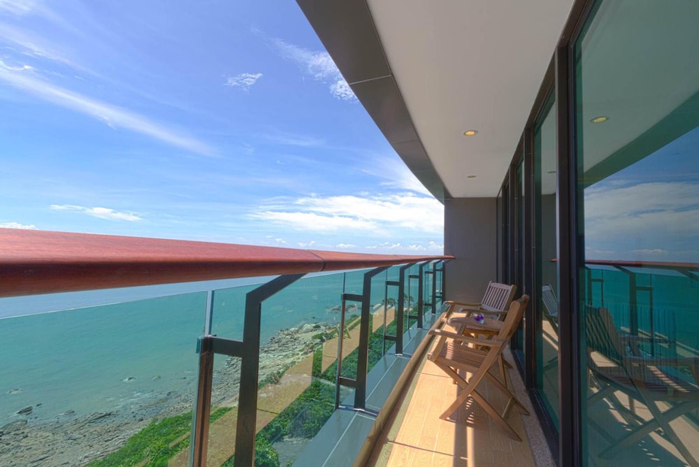 Cape Dara Resort Pattaya — Hotel rooms in Pattaya, Chonburi