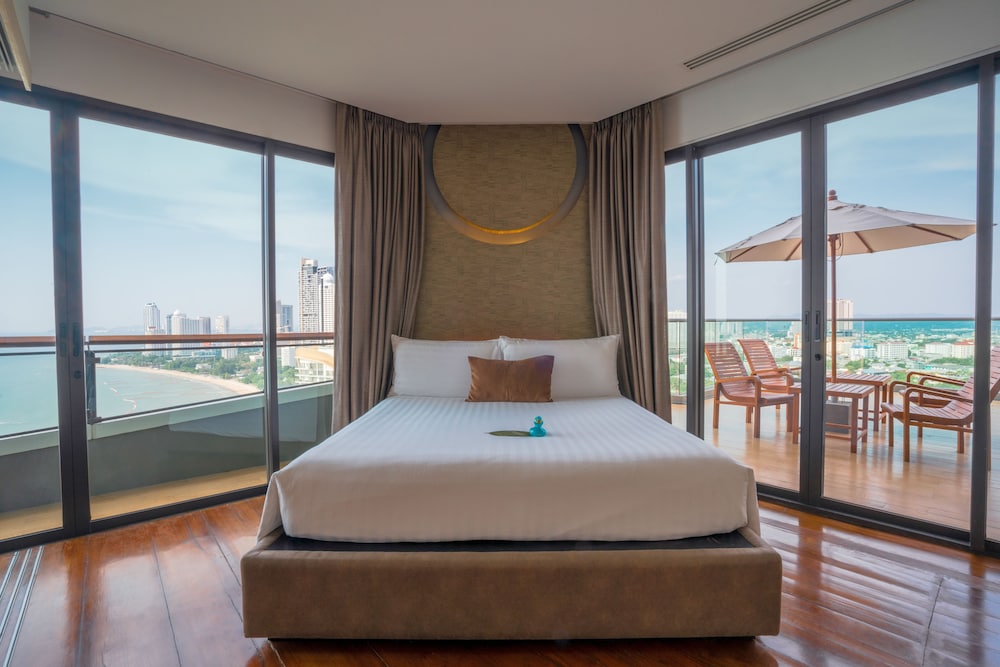 Cape Dara Resort Pattaya — Hotel rooms in Pattaya, Chonburi