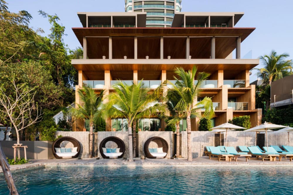 Cape Dara Resort Pattaya — Swimming pool in Pattaya, Chonburi