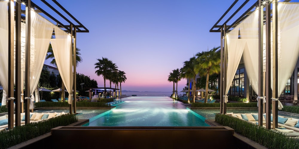 Cape Dara Resort Pattaya — Swimming pool in Pattaya, Chonburi