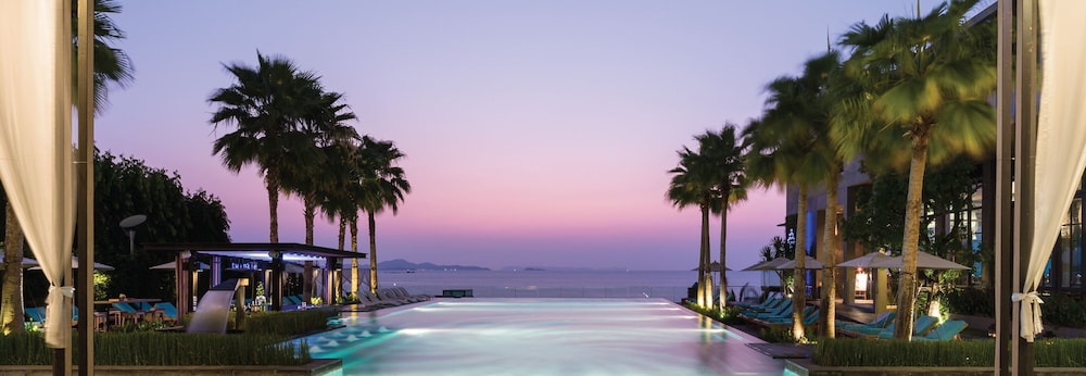 Cape Dara Resort Pattaya — Swimming pool in Pattaya, Chonburi