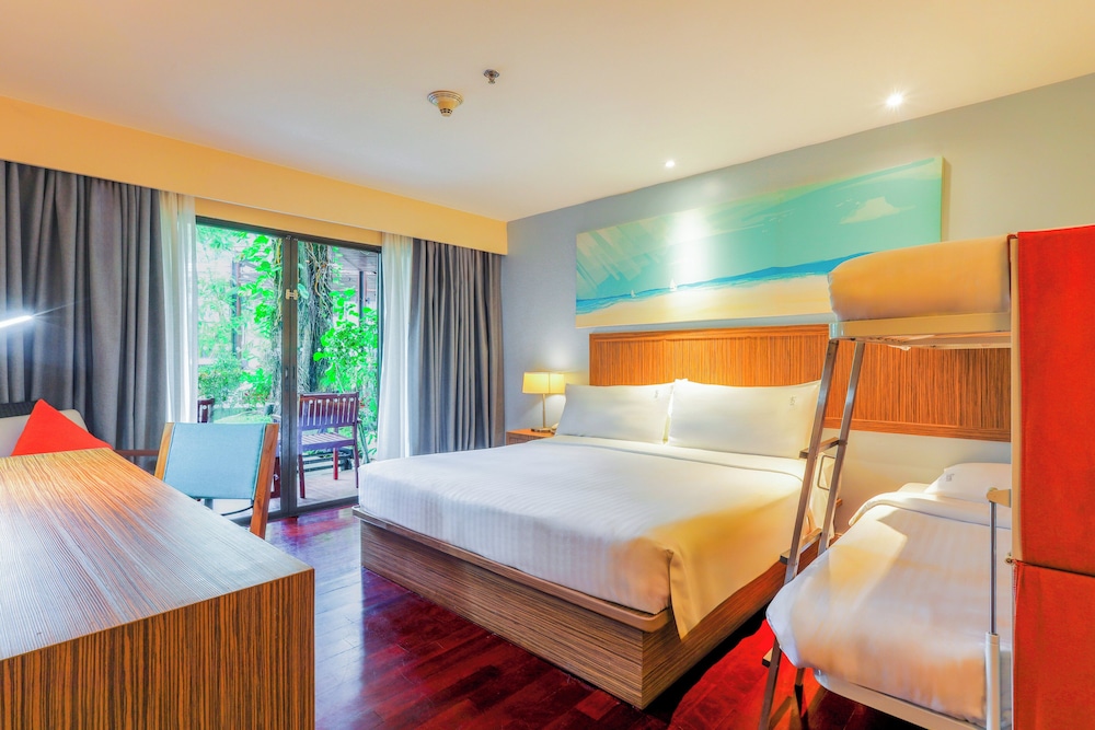 Holiday Inn Resort Phuket Surin Beach by IHG — Hotel rooms in Bang Tao Beach, Phuket Province