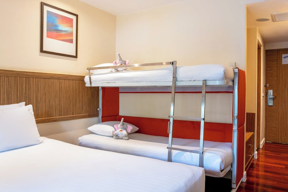 Holiday Inn Resort Phuket Surin Beach by IHG — Hotel rooms in Bang Tao Beach, Phuket Province
