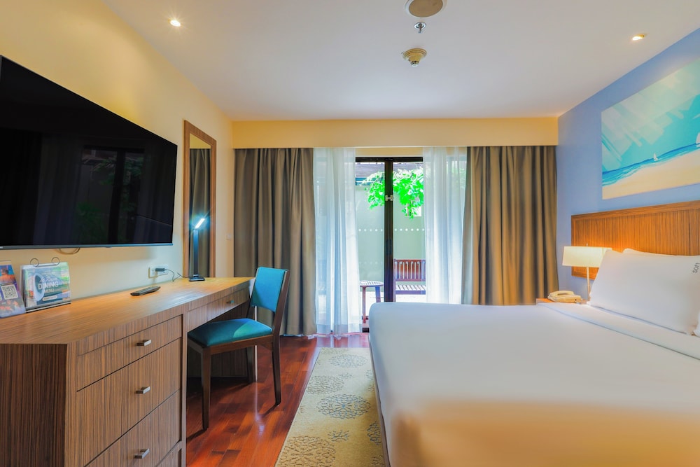 Holiday Inn Resort Phuket Surin Beach by IHG — Hotel rooms in Bang Tao Beach, Phuket Province