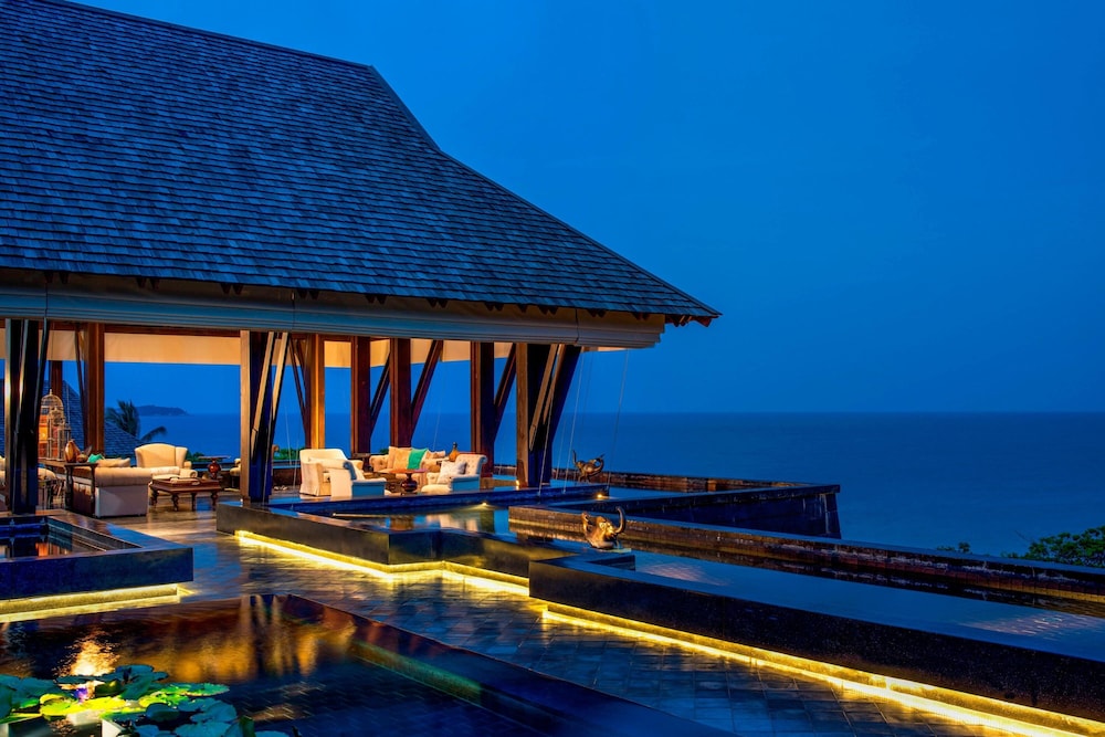 Vana Belle, a Luxury Collection Resort, Koh Samui — Hotel building in Bo Phut, Surat Thani