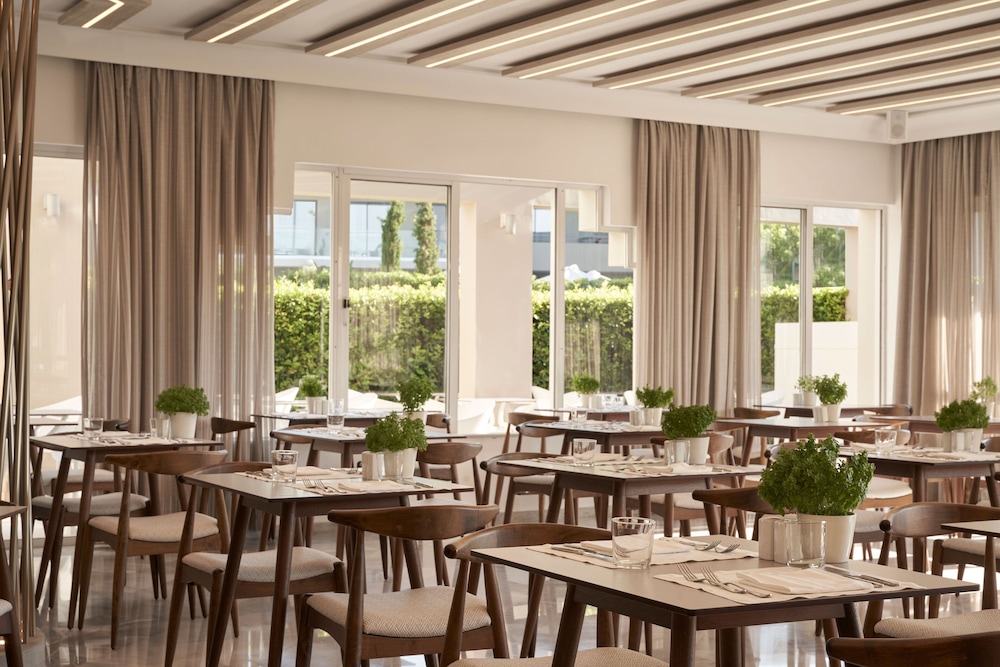 Atlantica Amalthia Beach Hotel – Adults only — Restaurant & bars in Chania