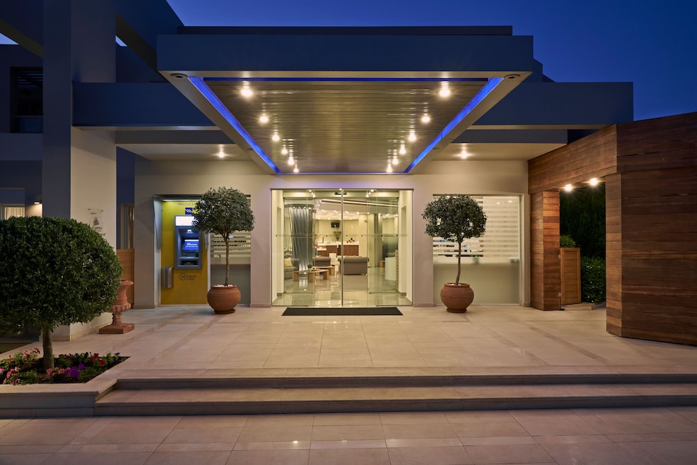 Atlantica Amalthia Beach Hotel – Adults only — Hotel building in Chania