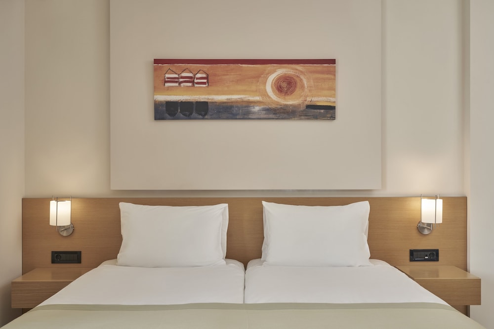Atlantica Amalthia Beach Hotel – Adults only — Hotel rooms in Chania