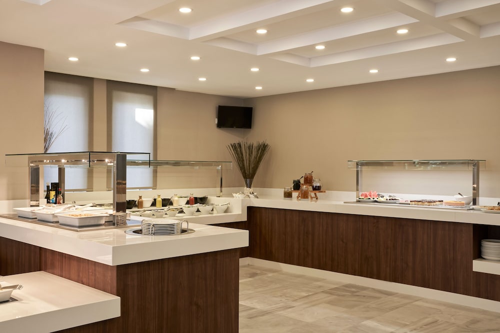 Atlantica Amalthia Beach Hotel – Adults only — Restaurant & bars in Chania