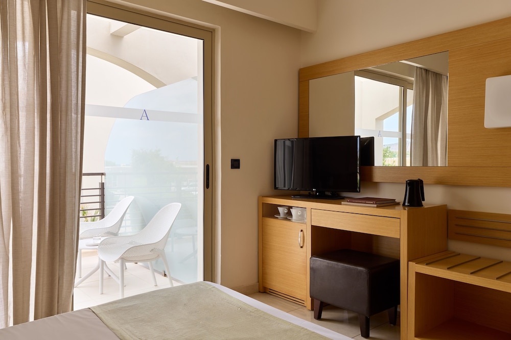 Atlantica Amalthia Beach Hotel – Adults only — Hotel rooms in Chania