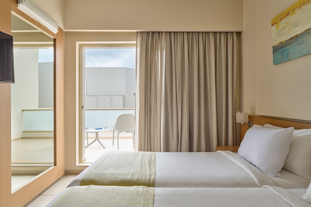 Atlantica Amalthia Beach Hotel – Adults only — Hotel rooms in Chania