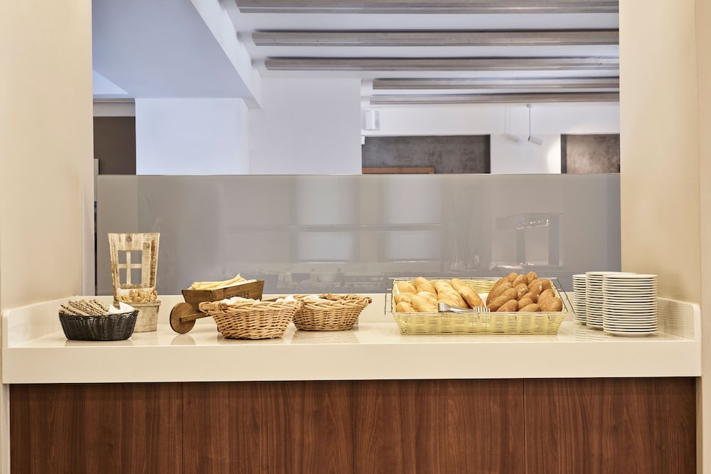 Atlantica Amalthia Beach Hotel – Adults only — Restaurant & bars in Chania