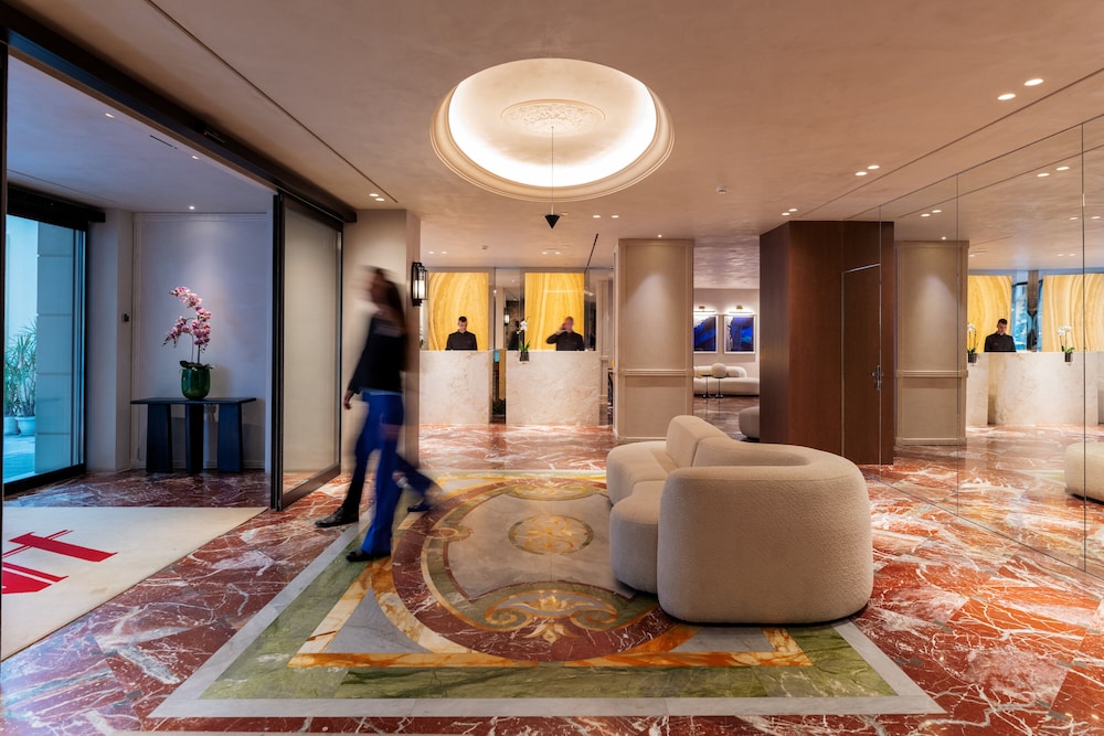 Astor Hotel Athens — Hotel building in Athens, Attica