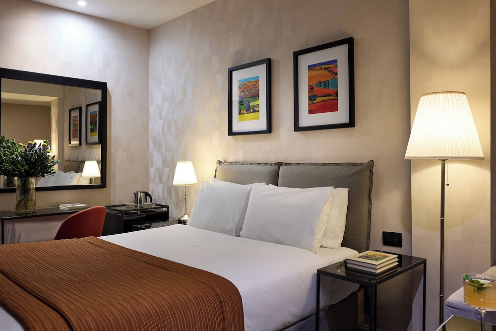Astor Hotel Athens — Hotel rooms in Athens, Attica