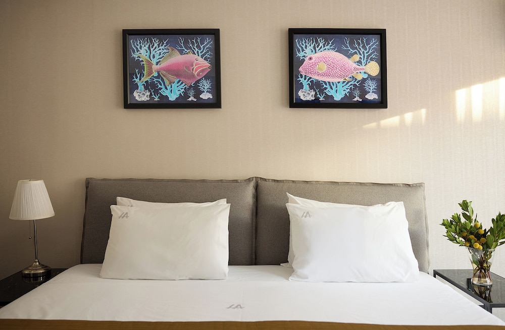 Astor Hotel Athens — Hotel rooms in Athens, Attica