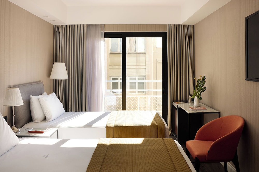 Astor Hotel Athens — Hotel rooms in Athens, Attica