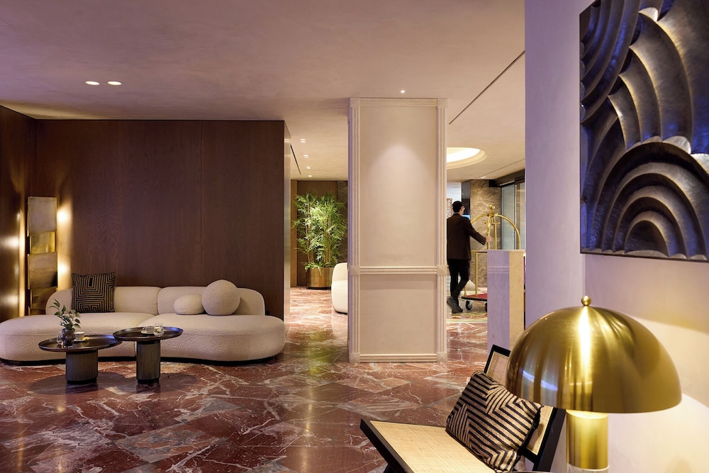 Astor Hotel Athens — Hotel building in Athens, Attica