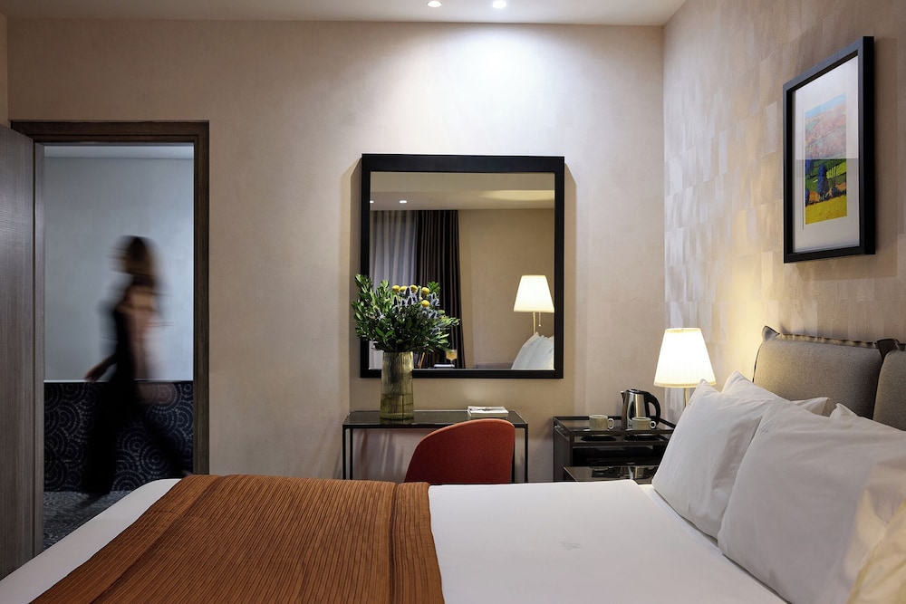 Astor Hotel Athens — Hotel rooms in Athens, Attica