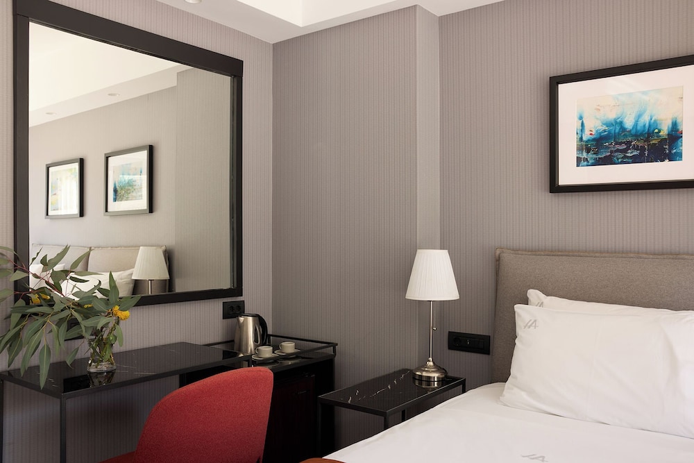 Astor Hotel Athens — Hotel rooms in Athens, Attica