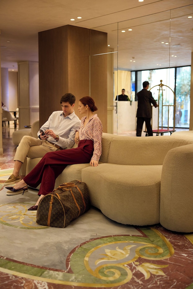 Astor Hotel Athens — Hotel building in Athens, Attica