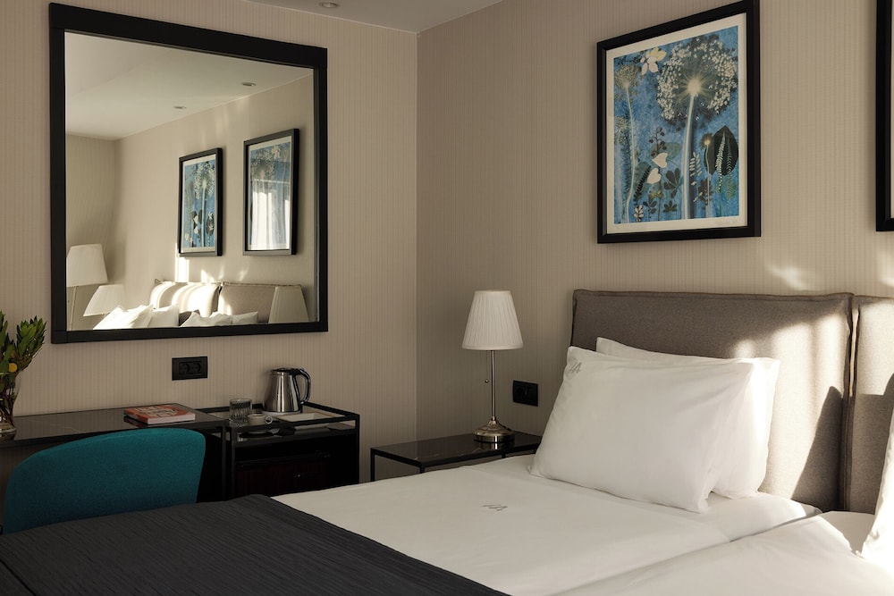 Astor Hotel Athens — Hotel rooms in Athens, Attica