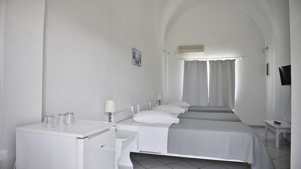 Caldera View Resort - Adults Only — Hotel rooms in Akrotiri, South Aegean