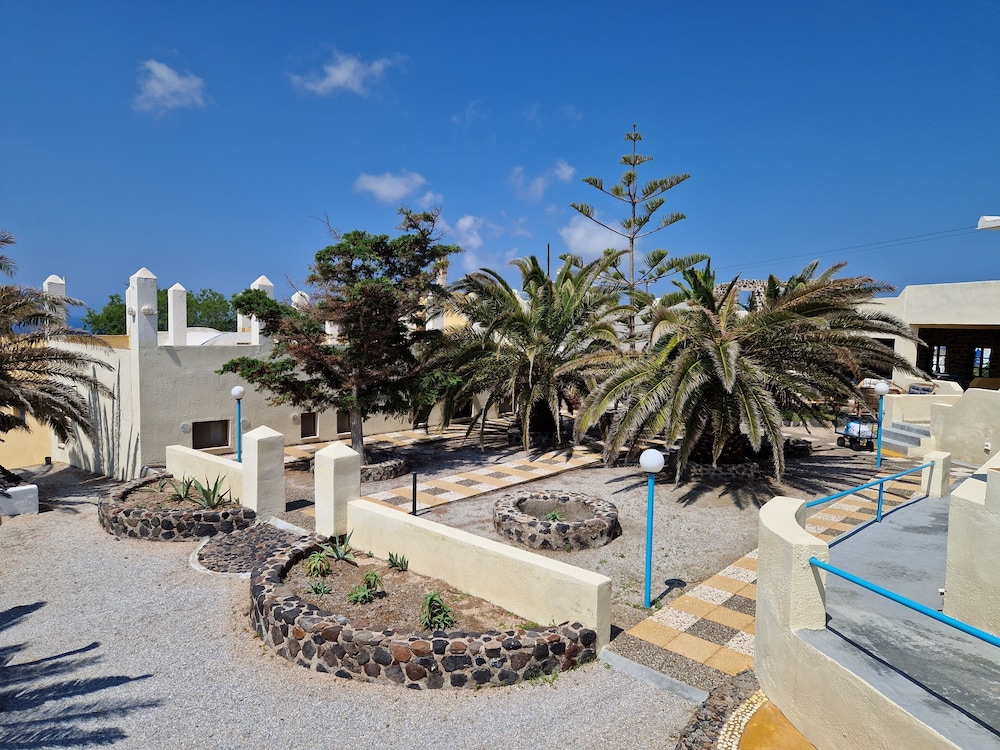 Caldera View Resort - Adults Only — Hotel building in Akrotiri, South Aegean