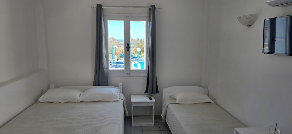 Caldera View Resort - Adults Only — Hotel rooms in Akrotiri, South Aegean