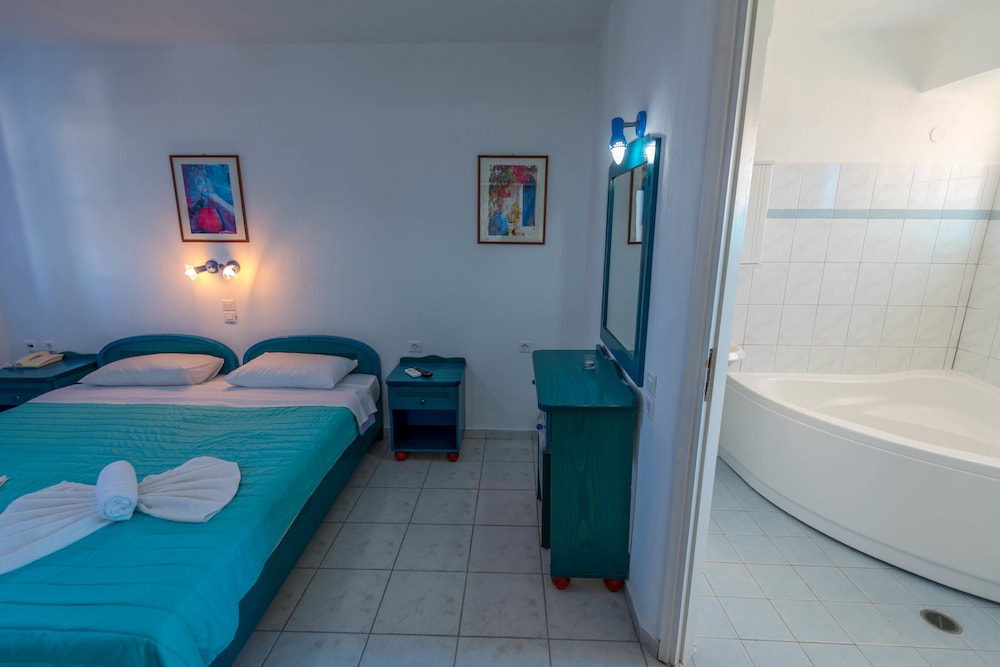 Caldera View Resort - Adults Only — Hotel rooms in Akrotiri, South Aegean