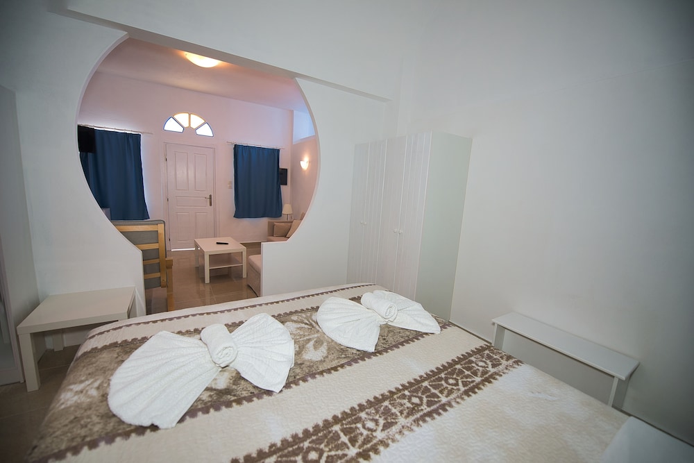 Caldera View Resort - Adults Only — Hotel rooms in Akrotiri, South Aegean