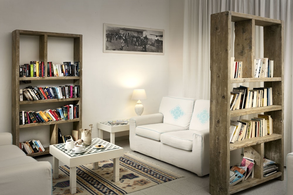 Gabbiano Azzurro Hotel & Suites — Hotel rooms in Golfo Aranci, Sardinia
