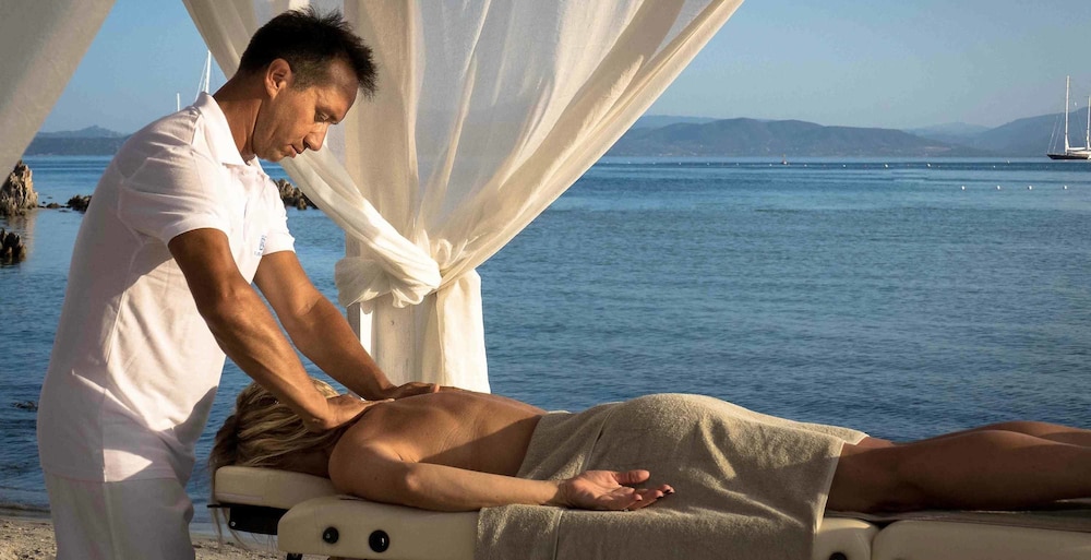 Gabbiano Azzurro Hotel & Suites — Spa in Golfo Aranci, Sardinia