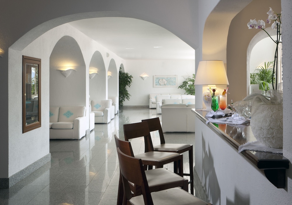 Gabbiano Azzurro Hotel & Suites — Restaurant & bars in Golfo Aranci, Sardinia