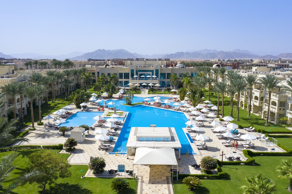 Rixos Sharm El Sheikh Adults Only 18 + — Beach in Sharm El Sheikh, Red Sea