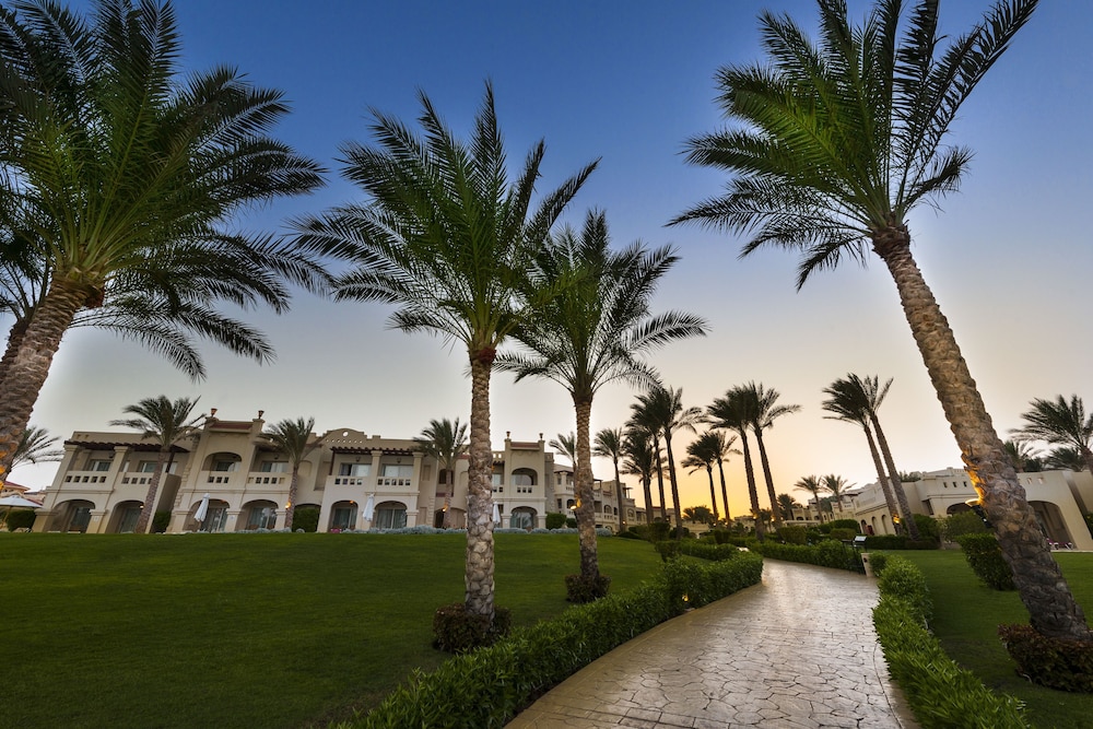 Rixos Sharm El Sheikh Adults Only 18 + — Hotel building in Sharm El Sheikh, Red Sea
