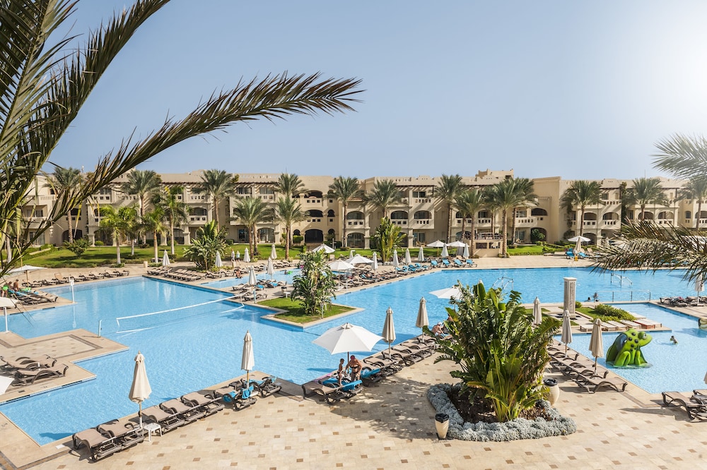 Rixos Sharm El Sheikh Adults Only 18 + — Beach in Sharm El Sheikh, Red Sea