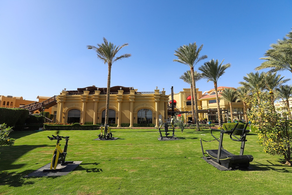 Rixos Sharm El Sheikh Adults Only 18 + — Hotel building in Sharm El Sheikh, Red Sea