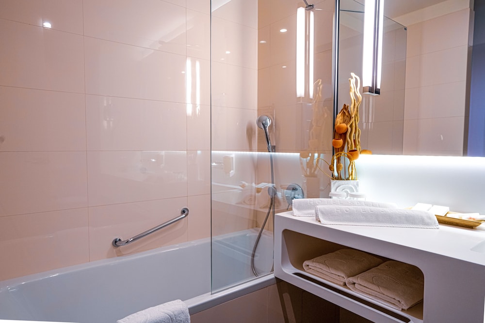 Hotel Split — Hotel rooms in Podstrana, Split-Dalmatia
