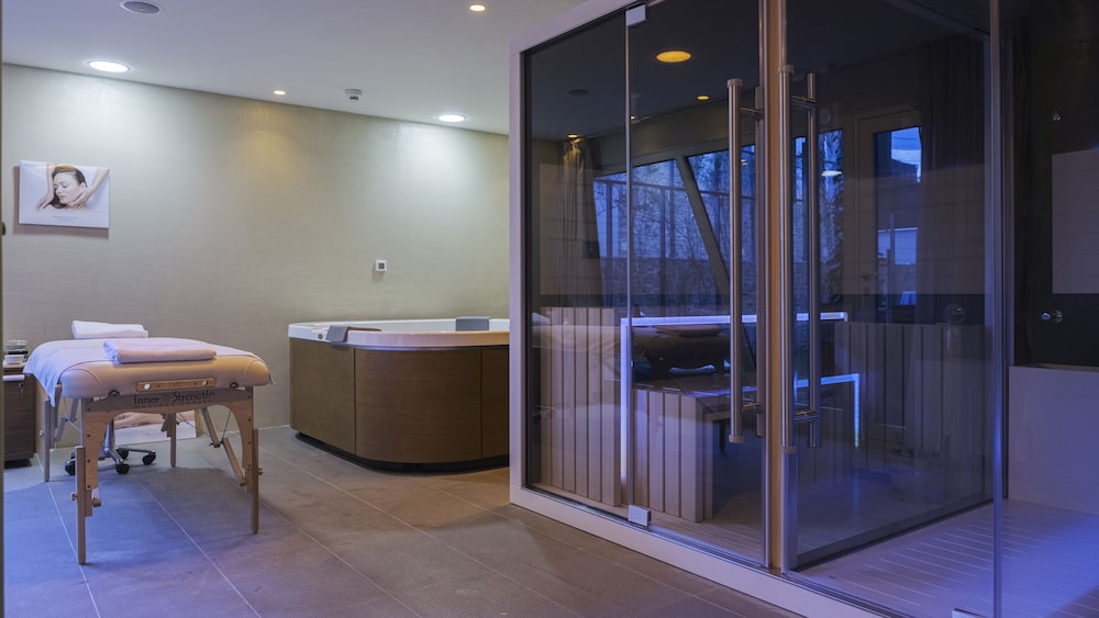 Hotel Split — Spa in Podstrana, Split-Dalmatia