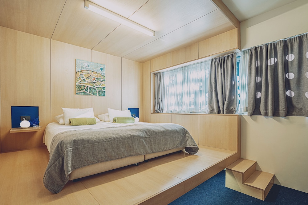 Hotel Split — Hotel rooms in Podstrana, Split-Dalmatia