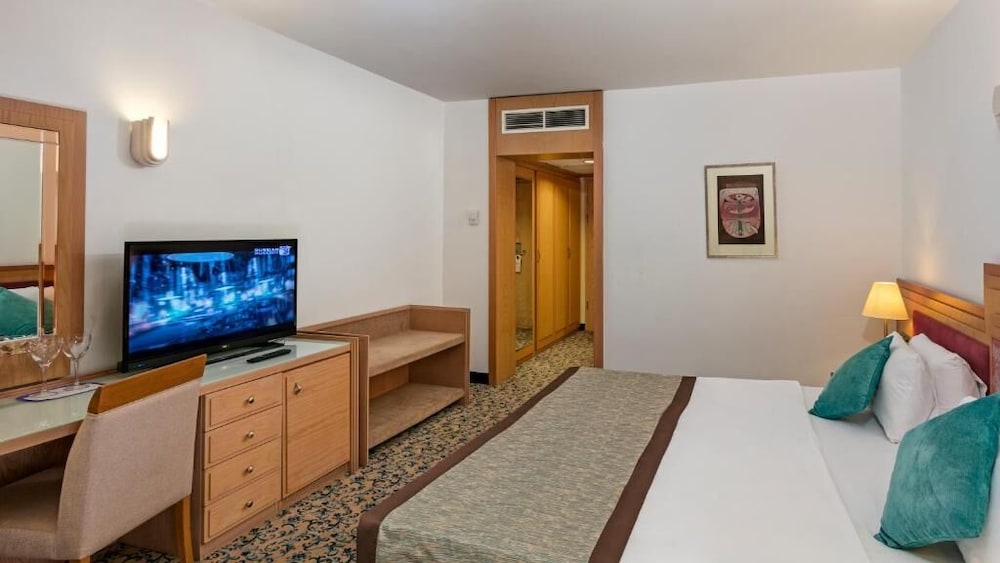Özkaymak Falez Hotel — Hotel rooms in Antalya