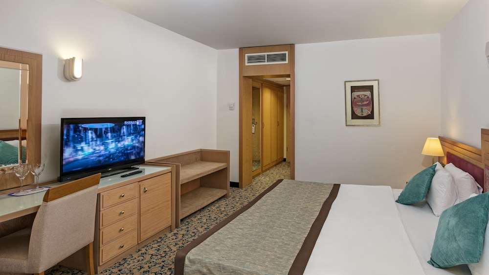 Özkaymak Falez Hotel — Hotel rooms in Antalya