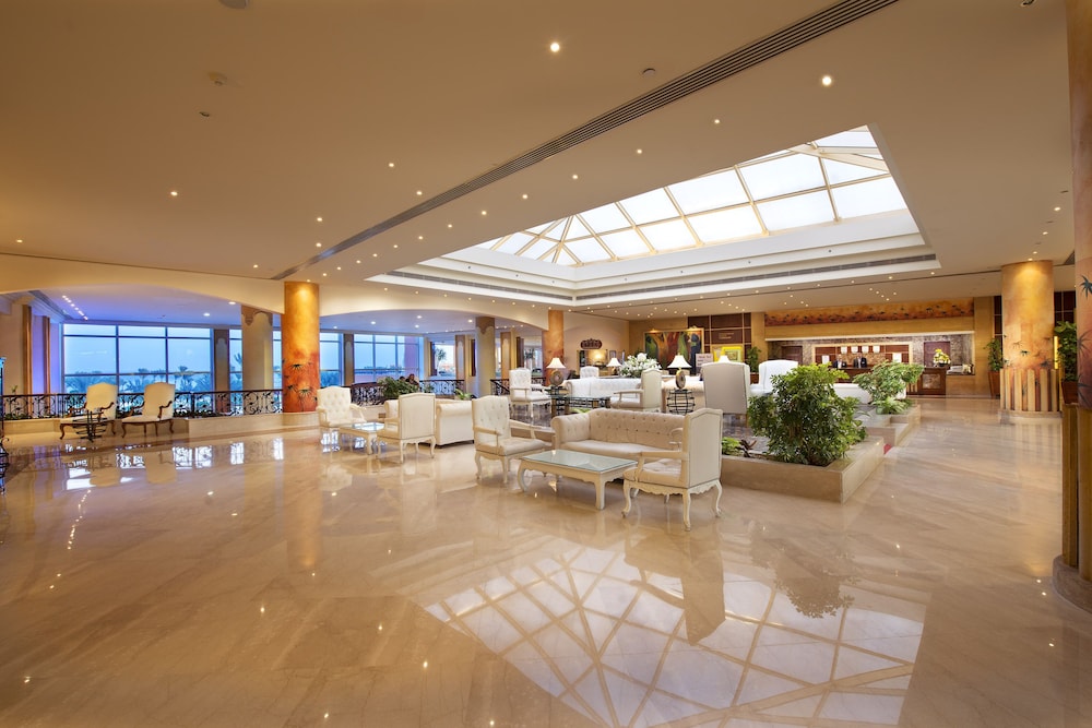 Amwaj Oyoun Resort & Casino — Hotel building in Sharm El Sheikh, Red Sea