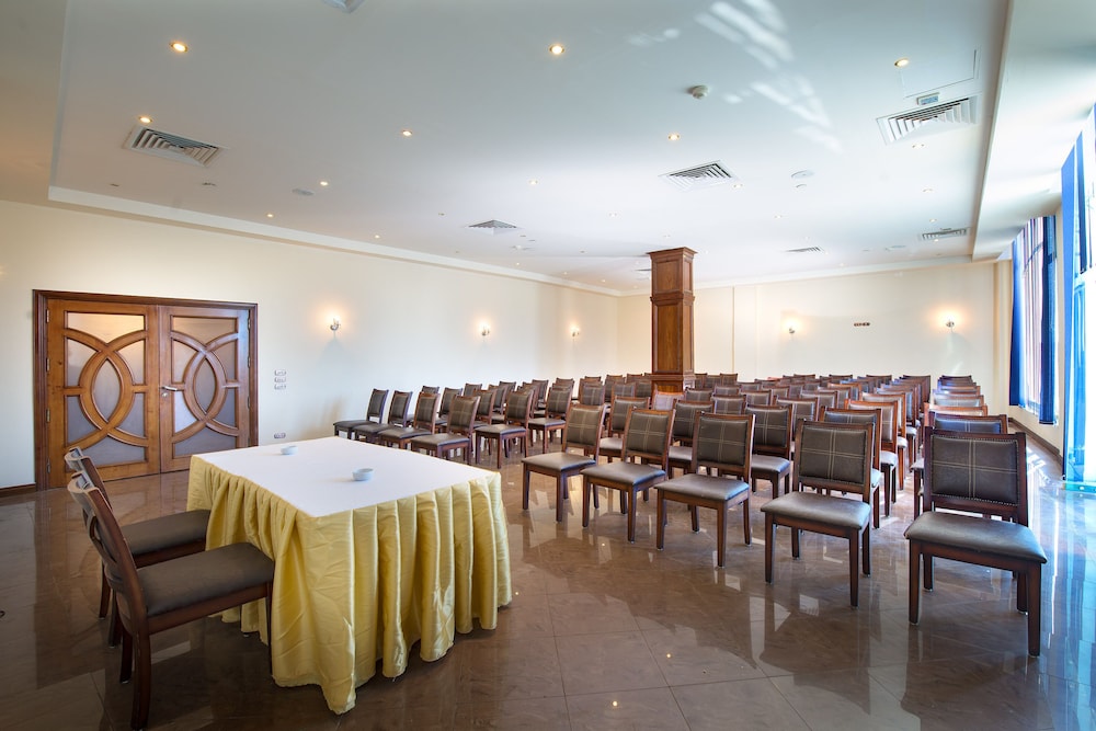 Amwaj Oyoun Resort & Casino — Hotel building in Sharm El Sheikh, Red Sea