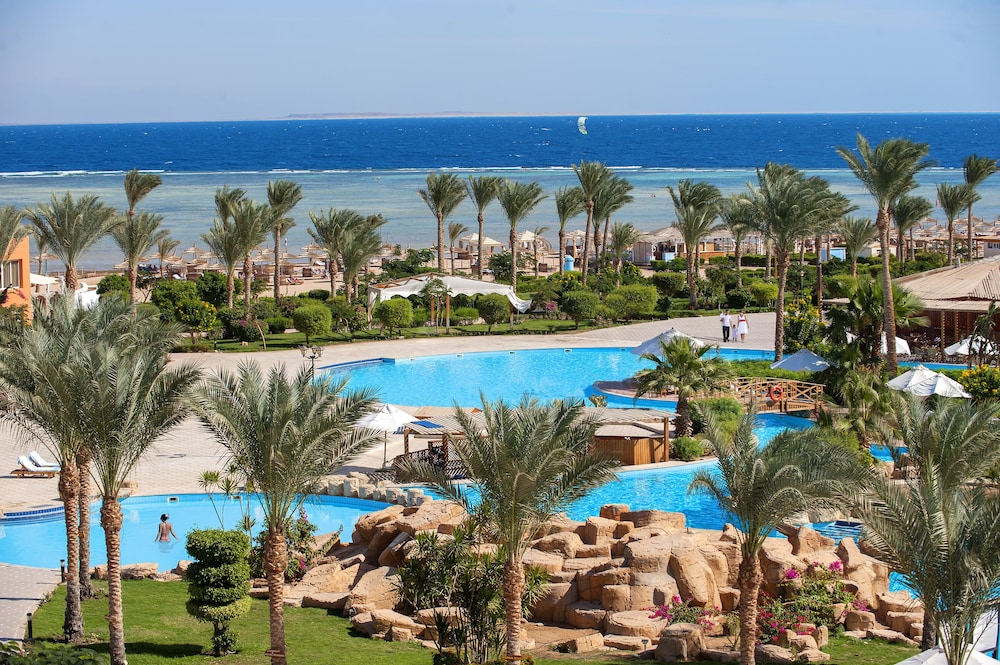 Amwaj Oyoun Resort & Casino - zdjęcie 2