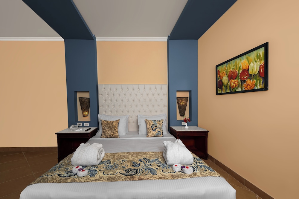 Amwaj Oyoun Resort & Casino — Hotel rooms in Sharm El Sheikh, Red Sea